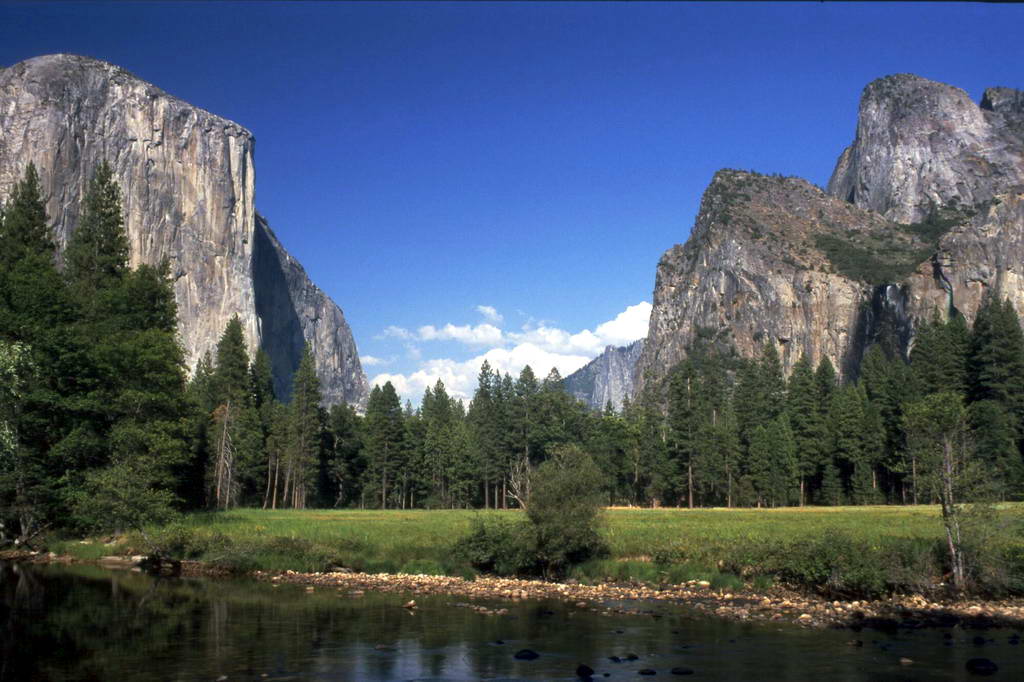 Download this Yosemite National Park picture